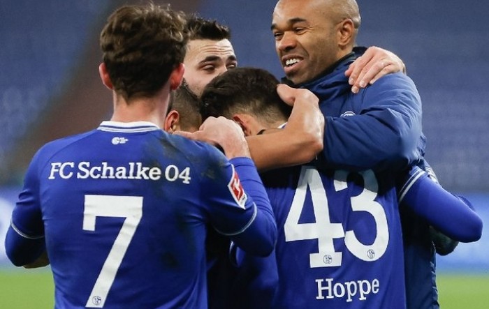 Schalke napokon pobijedio