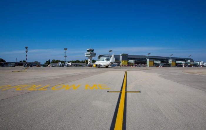 Oštar pad prometa na zračnim lukama u Zagrebu, Splitu i Dubrovniku u listopadu