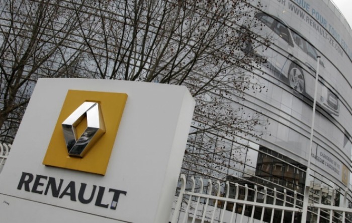 Rekordni gubitak Renaulta, najavljena teška godina