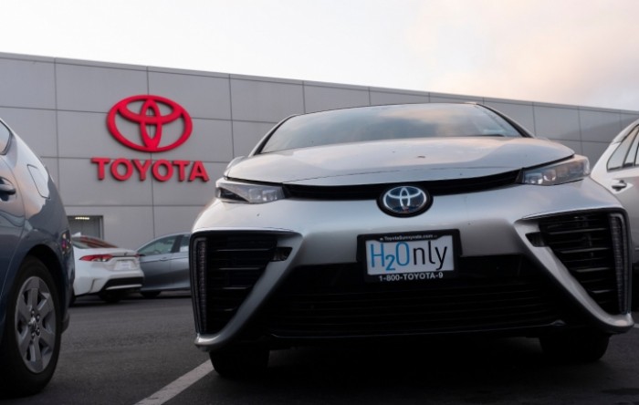 Toyota razvija novi motor na vodik