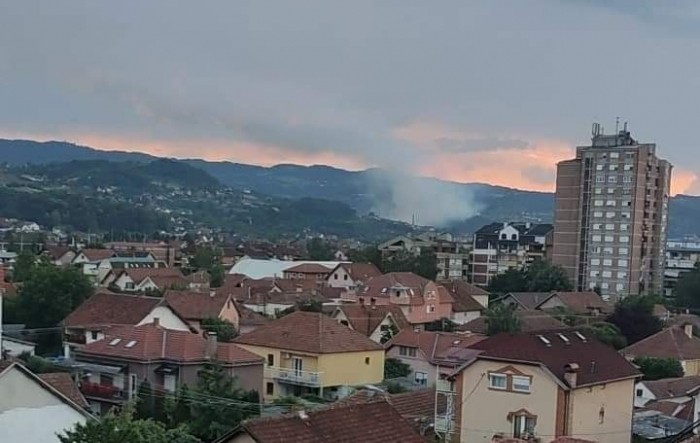 Ugašen požar iznad vojne fabrike Sloboda u Čačku