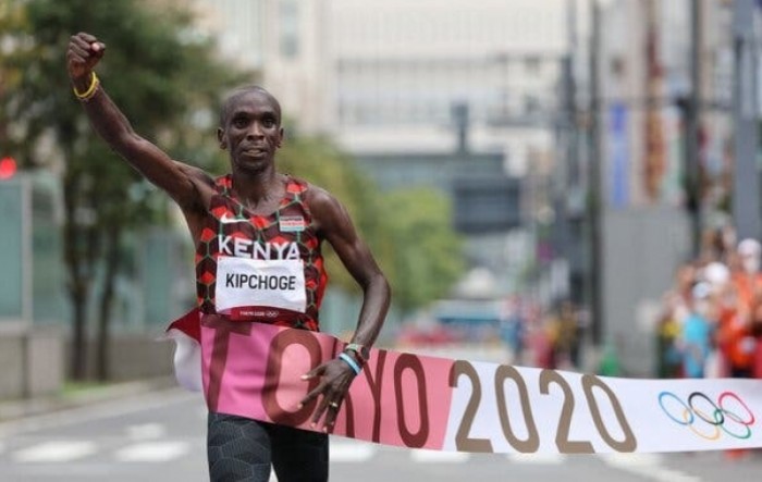 Kipchoge treći maratonac u povijesti koji je obranio naslov olimpijskog prvaka