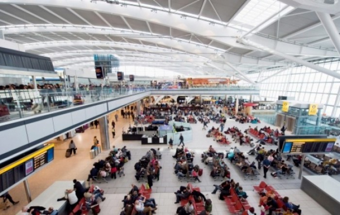 Promet u europskim zračnim lukama i dalje je za petinu manji nego prije pandemije