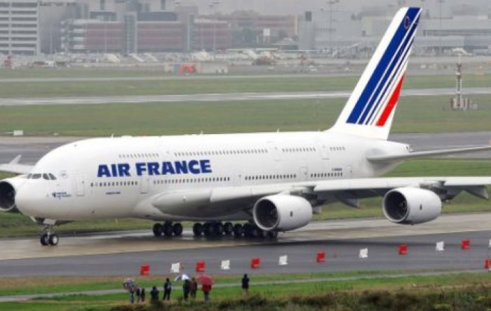 Odzvonilo Air Franceovoj floti Airbusovih superjumbo zrakoplova zbog Covida 19