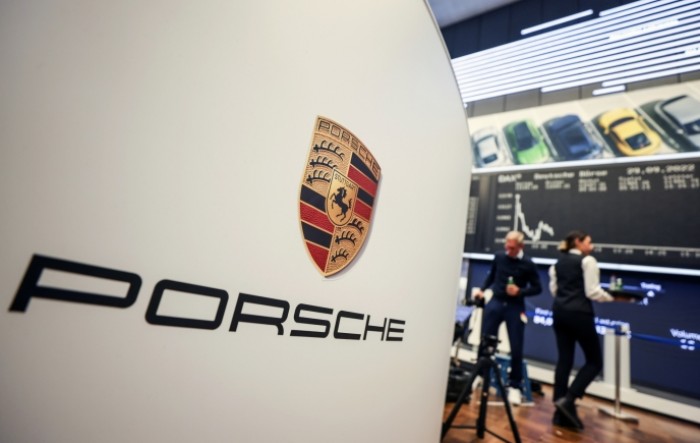 Dionice Porschea zasjale prvog dana trgovine na burzi