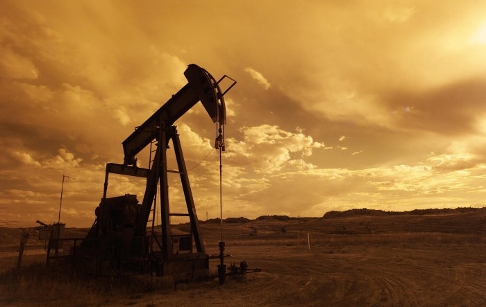 Cijene nafte ponovo iznad 82 dolara zbog globalne krize energije