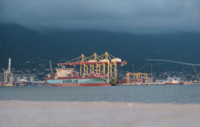 Moller-Maersk očekuje slabiju potražnju za kontejnerskim prijevozom u 2023.