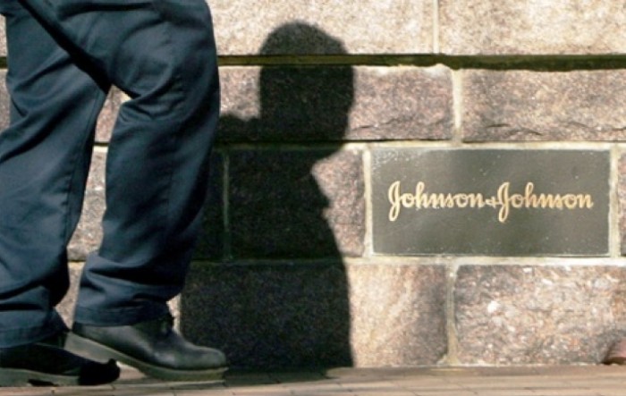 Johnson & Johnson prestaje s prodajom baby pudera u SAD-u i u Kanadi