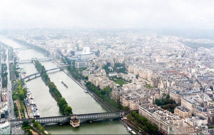 Pariz: Referendum za poskupljenje parkiranja velikih terenaca u centru grada
