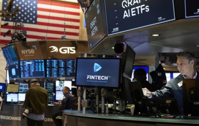 Wall Street: Dow pao za 600 bodova, rast kamatnih stopa i Warshov govor o inflaciji uznemirili ulagače