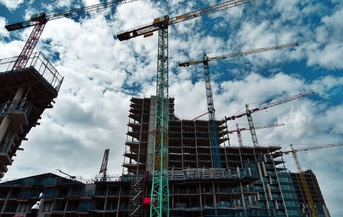 Broj izdanih građevinskih dozvola u Njemačkoj u listopadu potonuo gotovo 12 posto