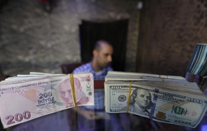 Turska lira potonula rekordno nisko u odnosu na dolar