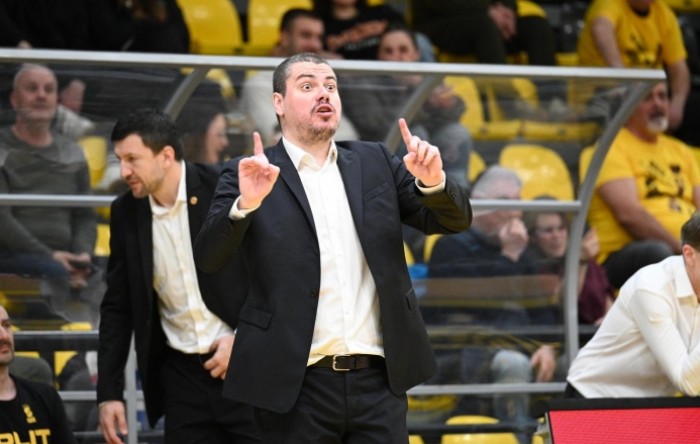 Dino Repeša dobio otkaz nakon poraza od Dinama