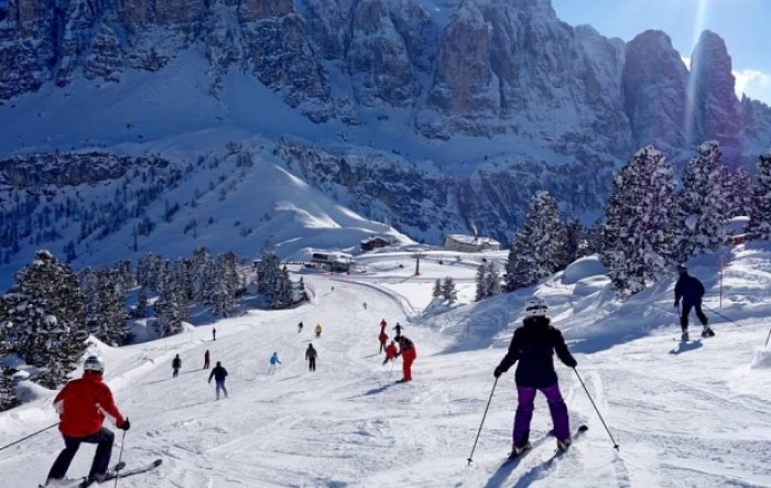 U Sloveniji od 1. siječnja moguće skijanje, ali samo uz negativan test na koronavirus