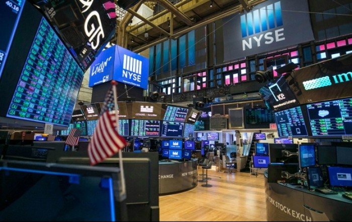 Wall Street blago porastao, trgovanje oprezno
