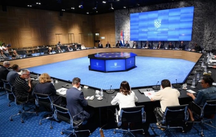 Jamstvo za 197 milijuna eura Hrvatskim cestama, Vlada najavila i novi industrijski plan