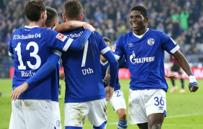 Schalke se ispričao navijačima zbog pitanja zašto traže povrat novca
