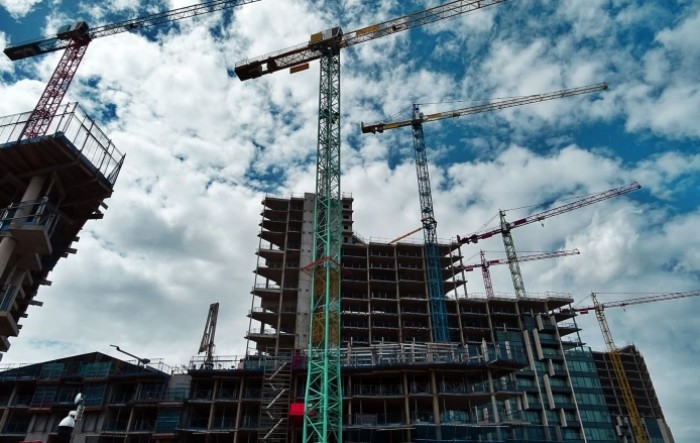 U rujnu 1,3 posto manje građevinskih dozvola nego lani