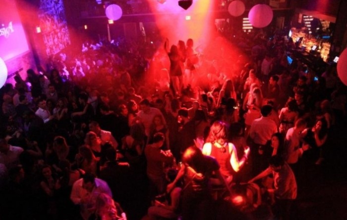 U Beogradu stotine ilegalnih žurki