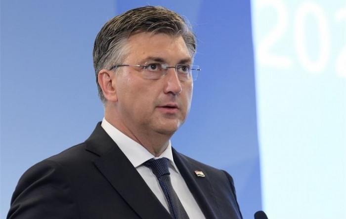 Plenković je 2018. godine naredio izvoz hrvatske nafte u Mađarsku