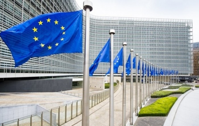 EU korak bliže strogoj regulaciji umjetne inteligencije