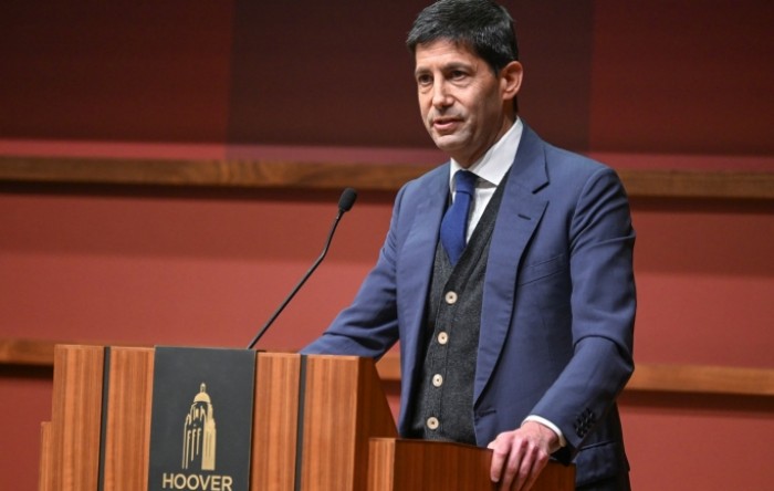 Zapisnik otkriva: Dužnosnici Feda očekuju novo povećanje kamatnih stopa, ali ne navode kada