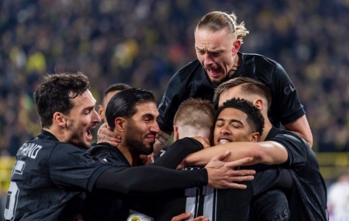 Dortmund iskoristio kikseve rivala