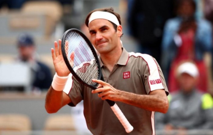 Federer odlučio nastaviti karijeru