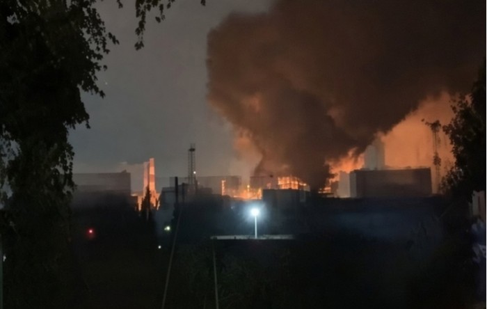 Masivan napad dronovima na Moskvu, gori skladište nafte