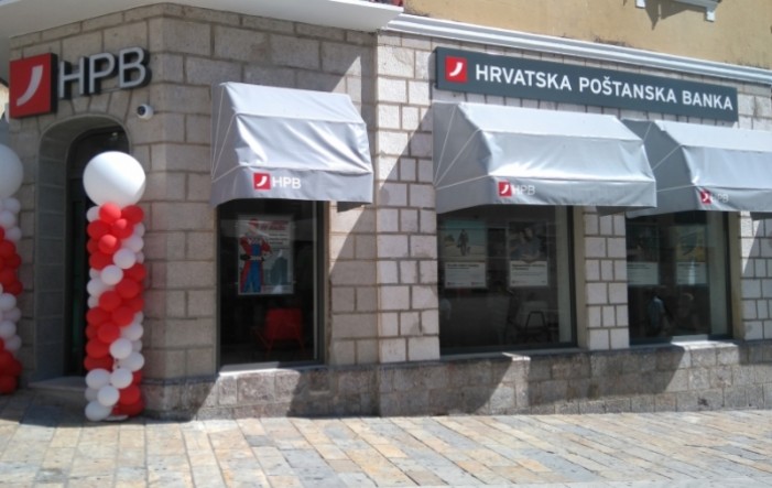 PBZ CO kupio veliki paket dionica Hrvatske poštanske banke