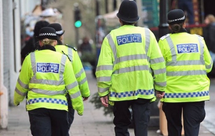 Još jedan londonski policajac optužen za silovanje