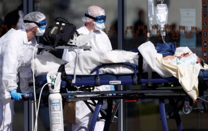 U Francuskoj više od 5.300 umrlih od koronavirusa