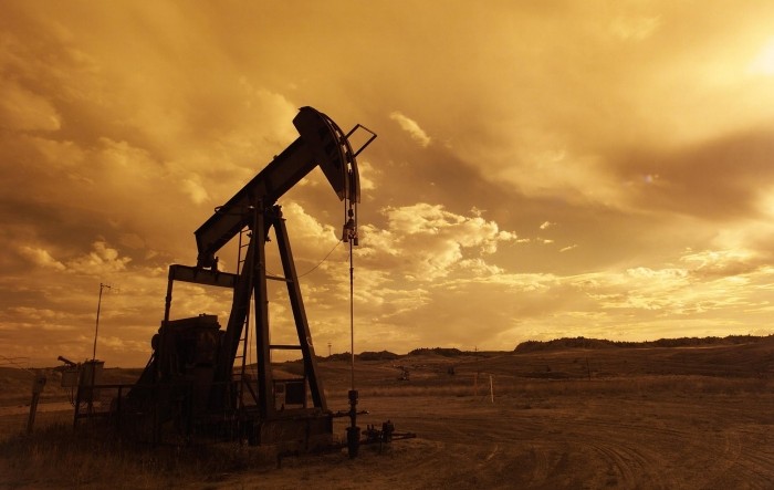 Cijene nafte stabilne iznad 84 dolara