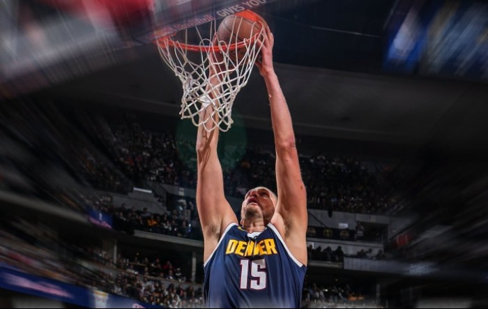 Jokić briljirao, Hezonja solidan
