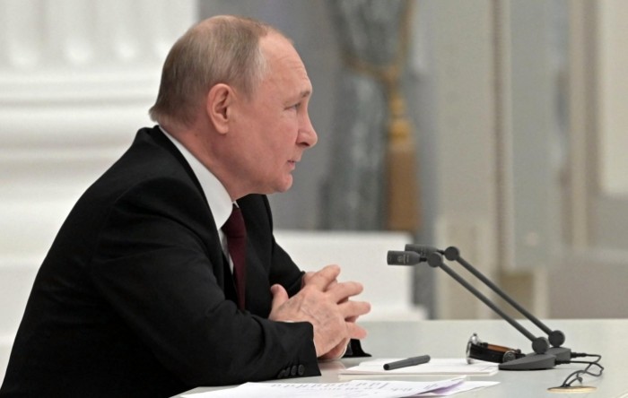 Putin zabranio Rusima da iznose devize iz zemlje