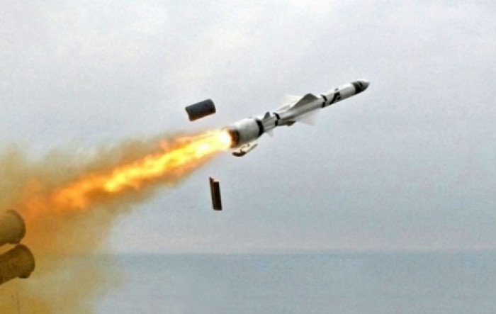 Baltičke države šalju Ukrajini protuoklopne i protuzrakoplovne rakete, pomoć najavila i Češka