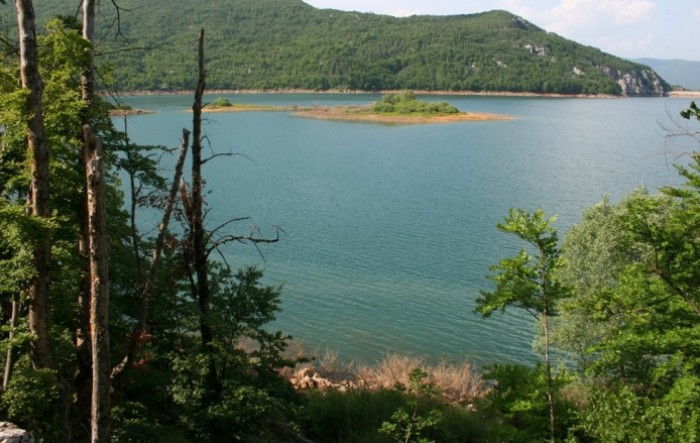 Lički Zavod za javno zdravstvo izdao upozorenje zbog PFAS-a u podzemnim vodama