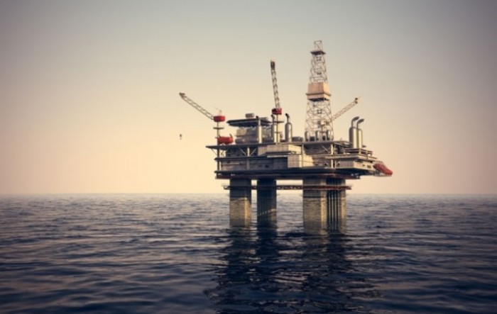 Cijene nafte pale ispod 76 dolara, trgovce brinu Kina i SAD