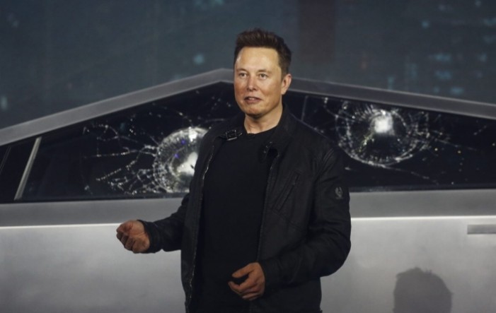 Elon Musk oglasio prodaju još pet kuća
