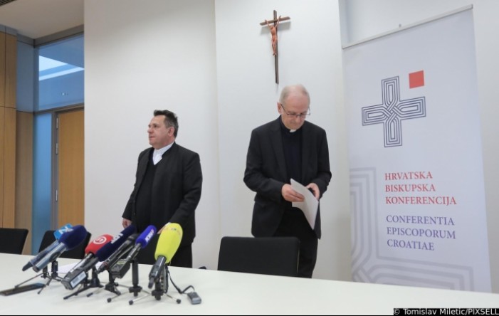 Hrvatski biskupi poslali poruku uoči izbora