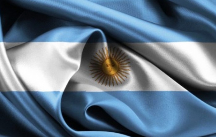 Argentina predlaže obustavu povrata duga na tri godine