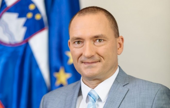 Slovenski ministar poljoprivrede podnio ostavku zbog afere oko neplaćanja jednog hotelskog računa