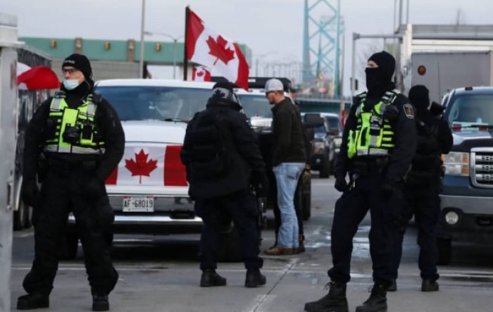 Kanada: Kamiondžije već pet dana blokiraju najvažniji kopneni granični prijelaz u Sjevernoj Americi