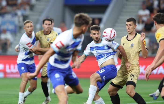 Osijek pobijedio Lokomotivu i ostao stopostotan