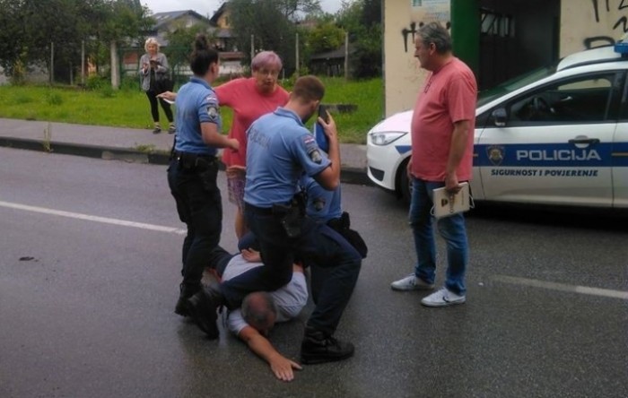 Policija koristila pretjeranu silu prilikom privođenja Tihomira Blagusa