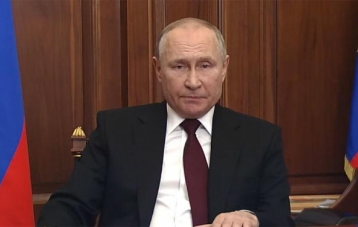 Putin u neočekivanom posjetu Hersonu