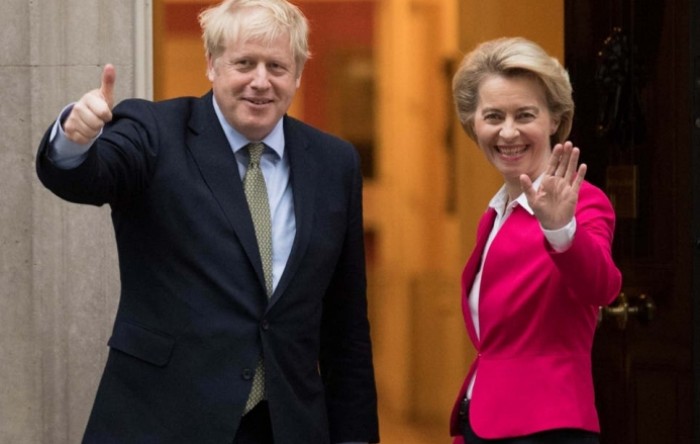 EU i Britanija konačno postigli sporazum o trgovinskim odnosima nakon Brexita