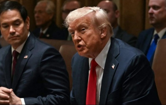 Trump prijeti Iranu uništenjem elektrana ako ne otvore Hormuški tjesnac u 48 sati