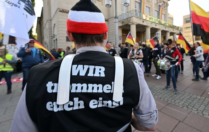 U Njemačkoj više ljudi s ekstremno desnim stavovima