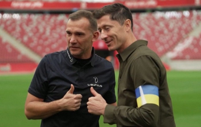 Lewandowski će u Katru nositi kapetansku vrpcu u ukrajinskim bojama